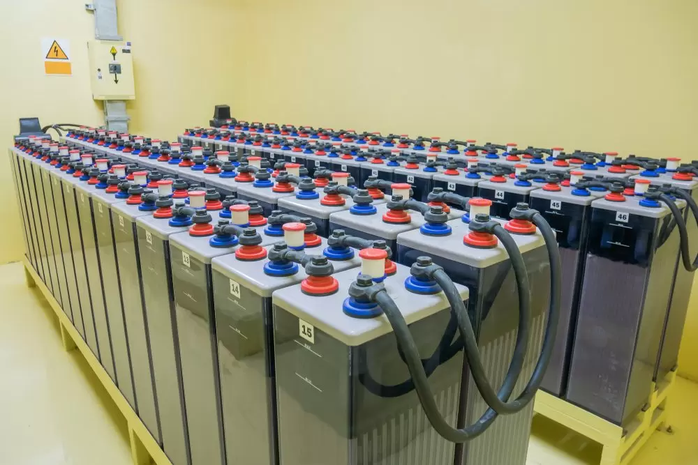 Công nghệ Lithium-Ion đang chuyển đổi năm ngành công nghiệp lớn như thế nào Viễn thông - Công nghệ Lithium-Ion đang chuyển đổi năm ngành công nghiệp lớn như thế nào